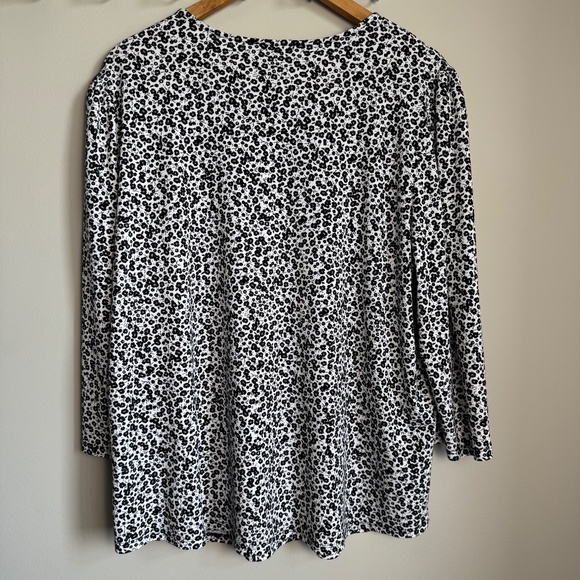 Adrianna Papell 3/4 Sleeve Floral Popover Blouse Black & White‎ Size 2X Office - Picture 5 of 13